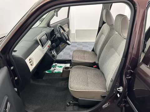 Daihatsu Mira Tocot