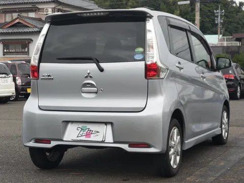 Mitsubishi eK Custom