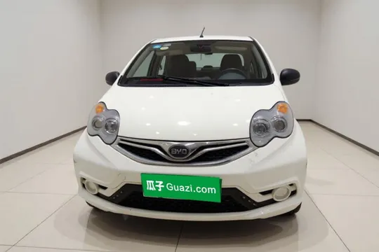 BYD F0