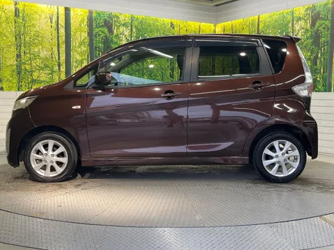 Mitsubishi eK Custom