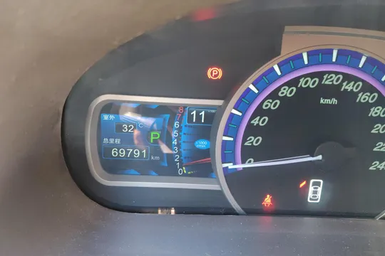 BYD S7