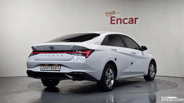 Hyundai Elantra (Avante)