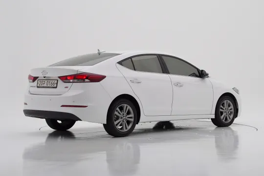 Hyundai Elantra (Avante)