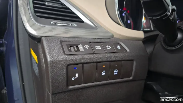 Hyundai Grand Santa Fe (Maxcruz)
