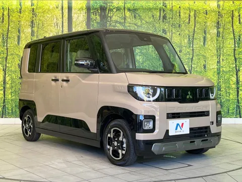 Mitsubishi Delica Mini
