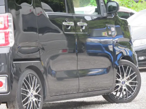 Toyota Pixis Mega