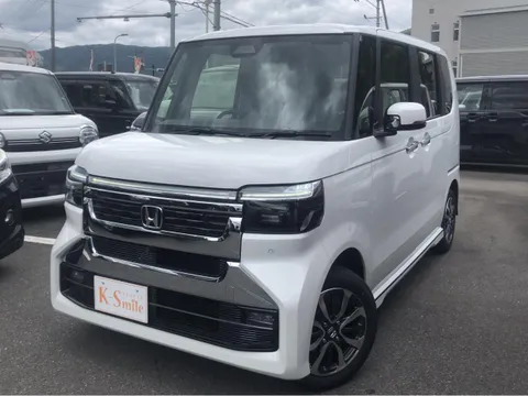 Honda N-BOX Custom