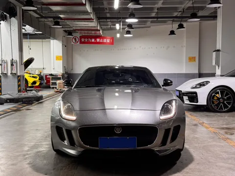 Jaguar F-Type