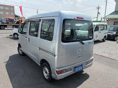 Daihatsu Hijet Cargo
