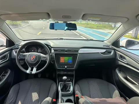 Roewe i5