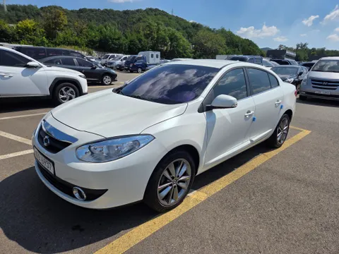 Renault SM3