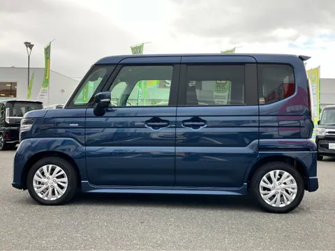 Suzuki Spacia Custom