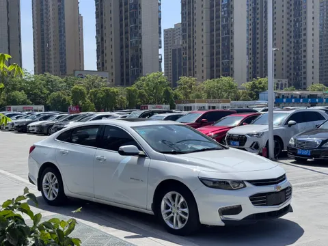 Chevrolet Malibu XL