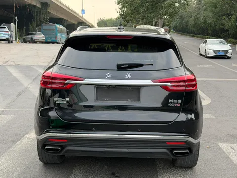 Hongqi HS5