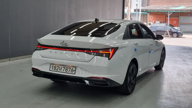 Hyundai Elantra (Avante)