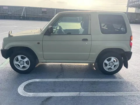 Mitsubishi Pajero Mini