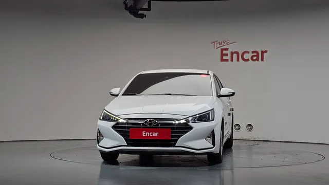 Hyundai Elantra (Avante)