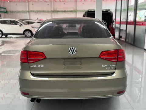 Volkswagen Sagitar