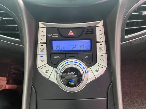 Hyundai Elantra (Avante)