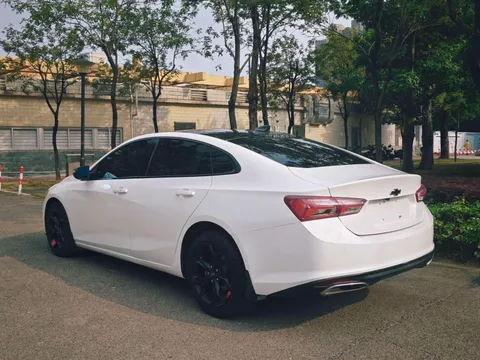 Chevrolet Malibu XL