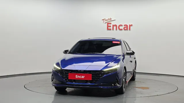 Hyundai Elantra (Avante)