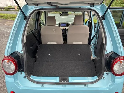 Daihatsu Mira Tocot