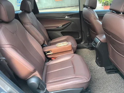 Buick GL6