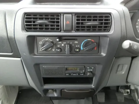 Mitsubishi Minicab Van
