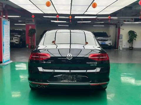 Volkswagen Magotan