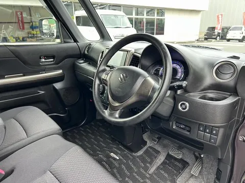 Suzuki Spacia Custom Z