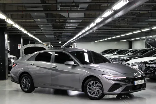 Hyundai Elantra (Avante)