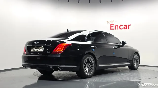 Genesis G90 (EQ900)