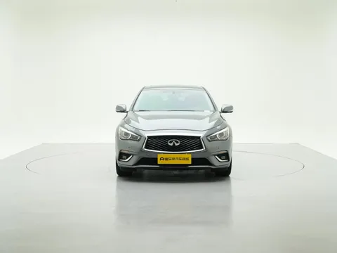 Infiniti Q50L