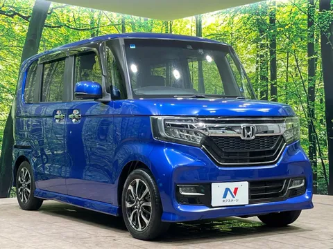 Honda N-BOX Custom