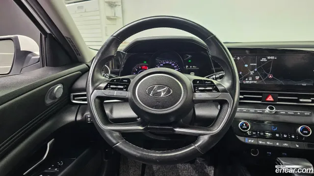 Hyundai Elantra (Avante)