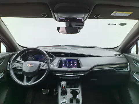 Cadillac XT4