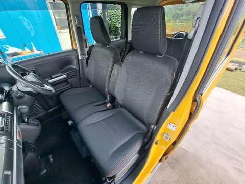 Suzuki Spacia Gear