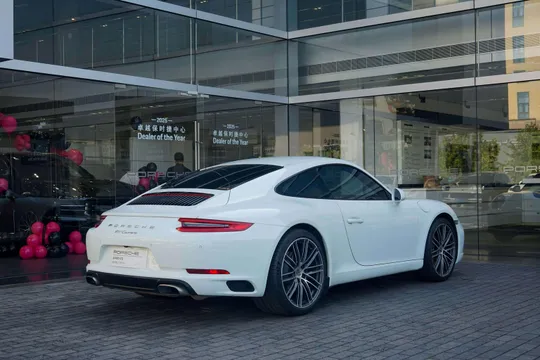 Porsche 911