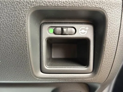 Honda N-BOX Slash