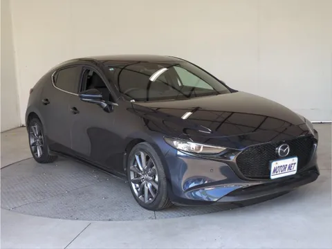 Mazda MAZDA3 Fastback