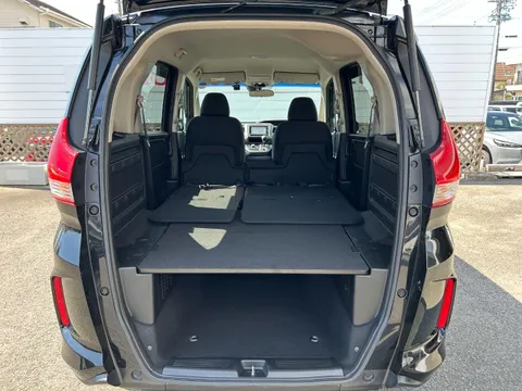 Honda Freed Plus