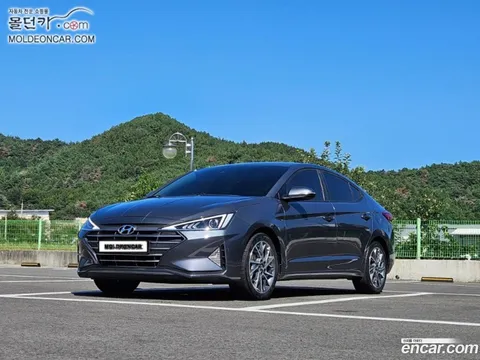 Hyundai Elantra (Avante)