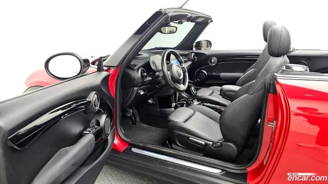 MINI Cooper Convertible