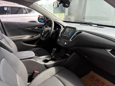 Chevrolet Malibu XL