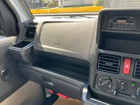 Nissan Clipper Truck