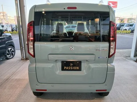 Suzuki Spacia