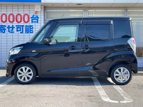 Nissan Dayz Roox