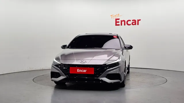 Hyundai Elantra (Avante)