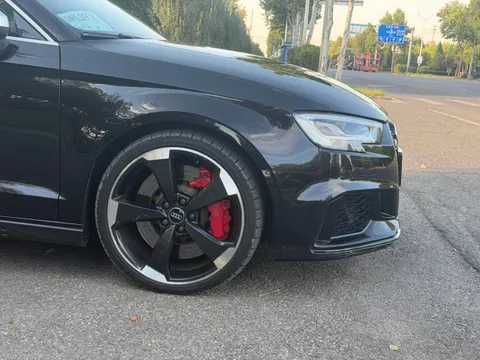 Audi RS