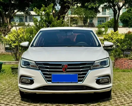 Roewe i5